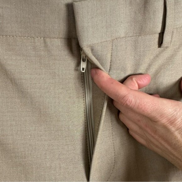 Express Photographer Pants Beige Mens Size 34 Minimalist Trousers Stretch Pant - Picture 6 of 15